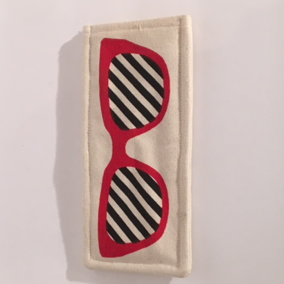 Accessories - Miley Sunglass Case by Thomas Paul